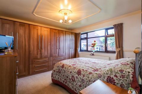 3 bedroom detached bungalow for sale - Pollard Street, Lofthouse Gate, Wakefield