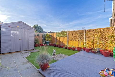 25 Boxgrove, Goring By Sea, Worthing, BN12 6BG