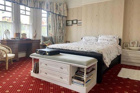 276 Gladstone Road, Barry, CF63 1NH
