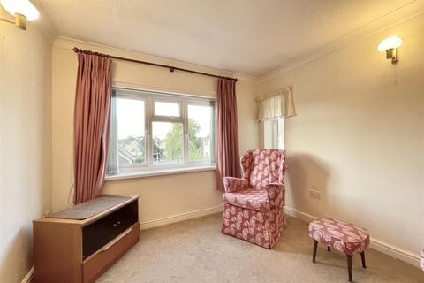 2 bedroom flat for sale - Barclay Court, Trafalgar Road, Cirencester
