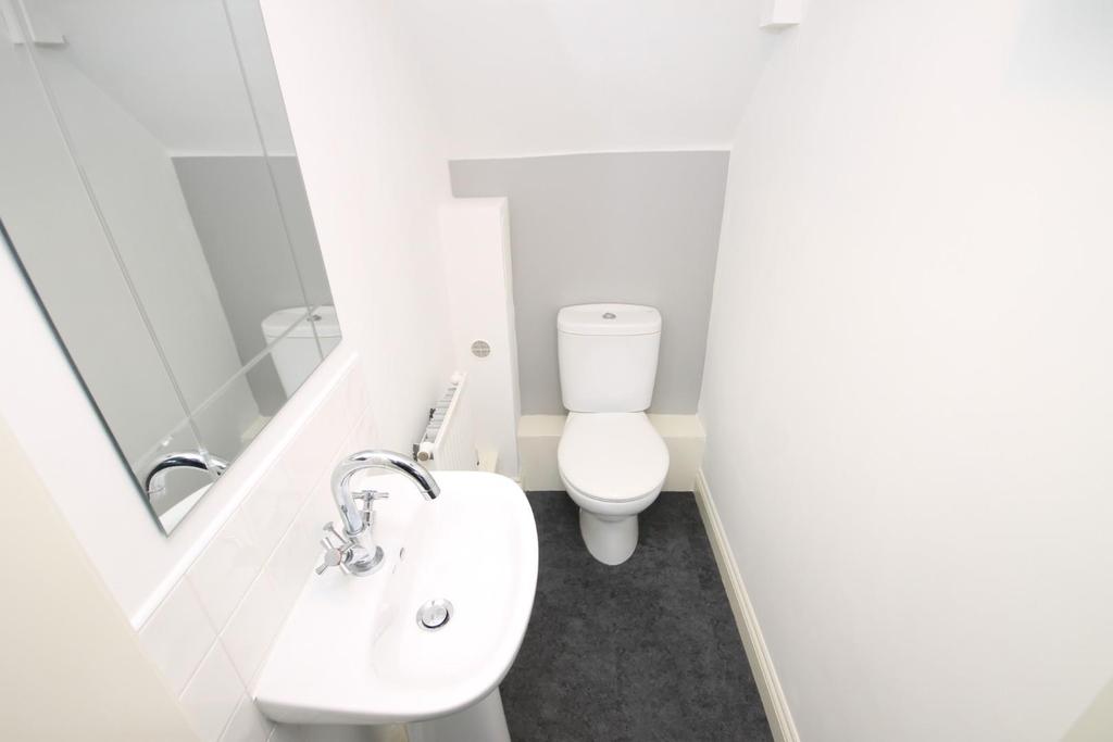 Ground floor wc