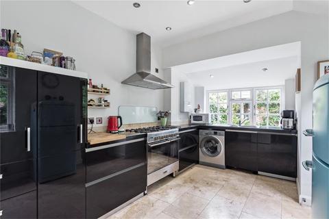 58 Adelaide Square, Bedford, MK40 2RW