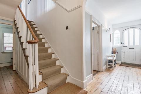 58 Adelaide Square, Bedford, MK40 2RW