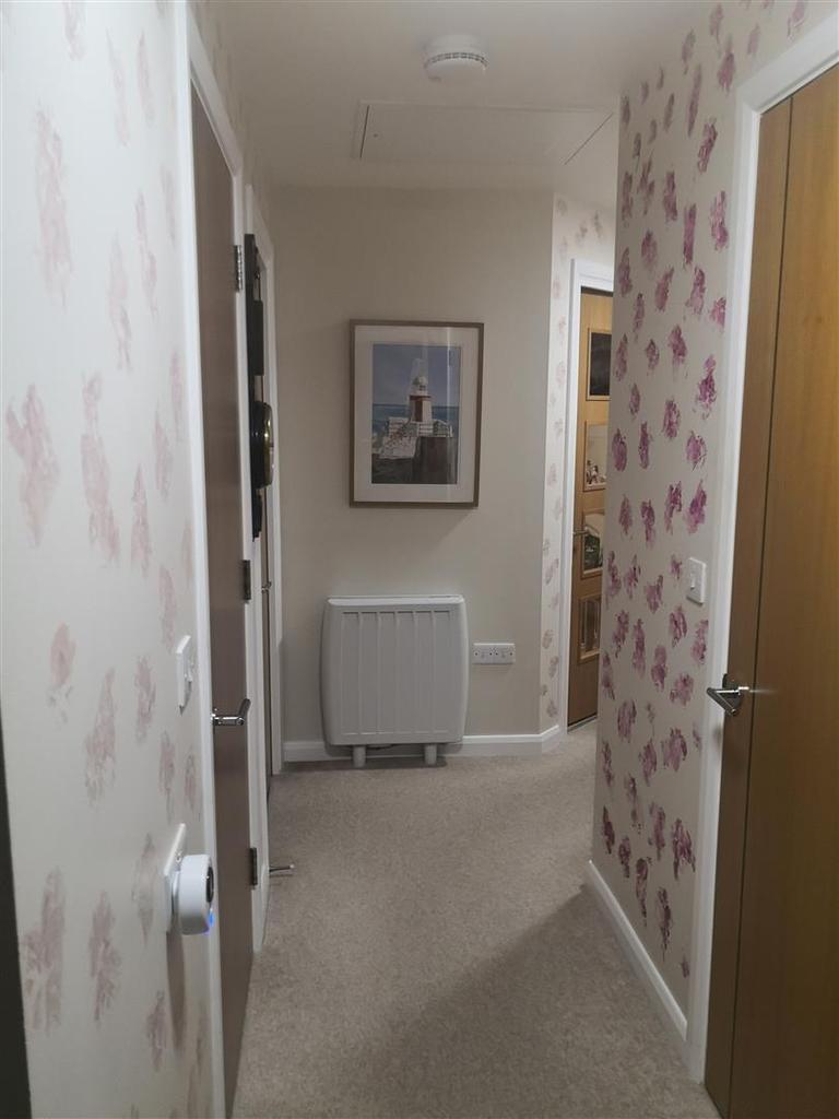 Hallway.jpg