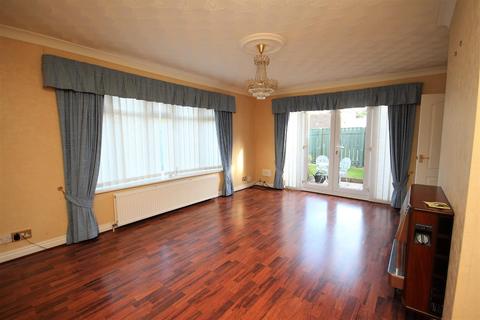 85 Chestnut Drive, Marton In Cleveland, Middlesbrough, TS7 8BY