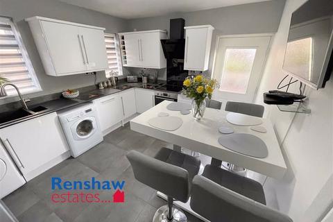 10 Darwin Avenue, Ilkeston, DE7 5GN