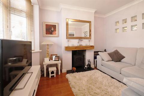 22 Grove Road, Bexleyheath, DA7 6AX