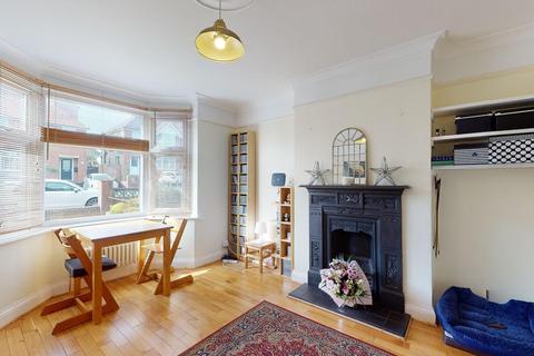 10 Dolphins Road, Folkestone, CT19 5PL