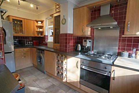 29 Brindwood Road, London, E4 8BD