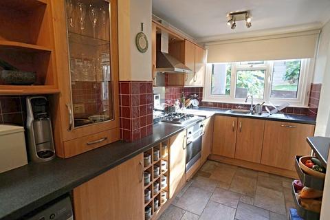 29 Brindwood Road, London, E4 8BD
