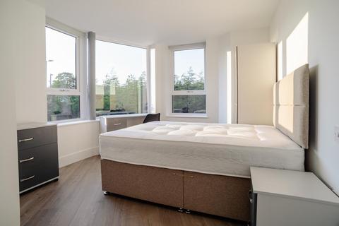 6 bedroom duplex to rent - FREE TRAM PASS*£165pppw inclusive of bills* Sherwood, Queens Road East, Beeston, Nottingham
