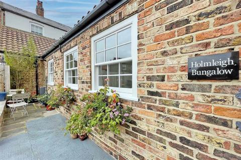 Holmleigh Bungalow Horsefair, Boroughbridge, York, YO51 9AD