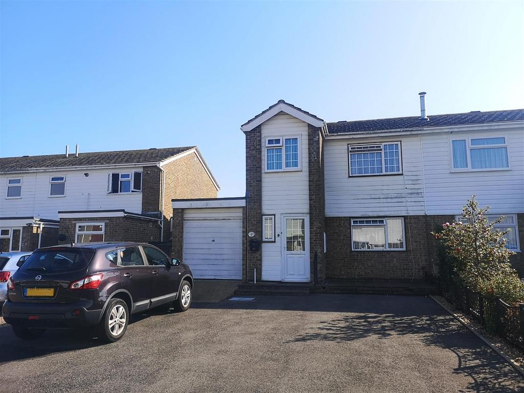 Mortimer Road, Eastbourne 3 bed semidetached house £320,000