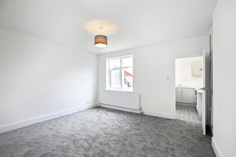 146 Agbrigg Road, Wakefield, WF1 5BL