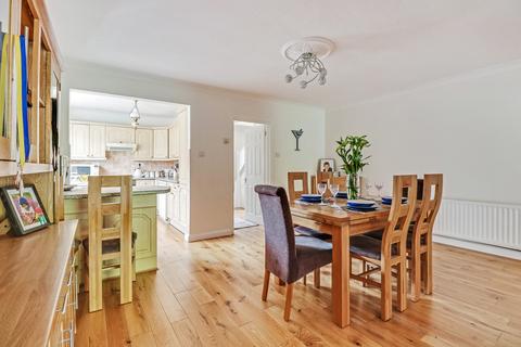 62 Clifton Road, Rochford, SS4 3HJ