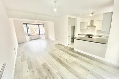 9 Fairfields Close, London, NW9 0PH
