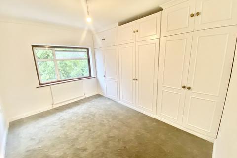 9 Fairfields Close, London, NW9 0PH