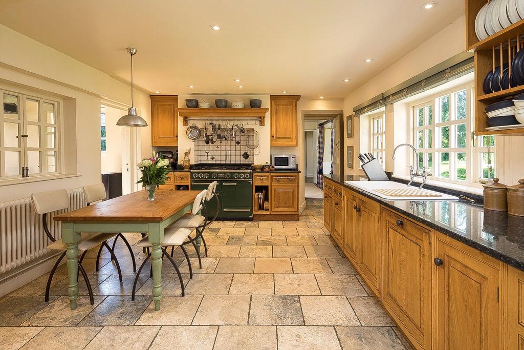 Kitchen/Breakfast
