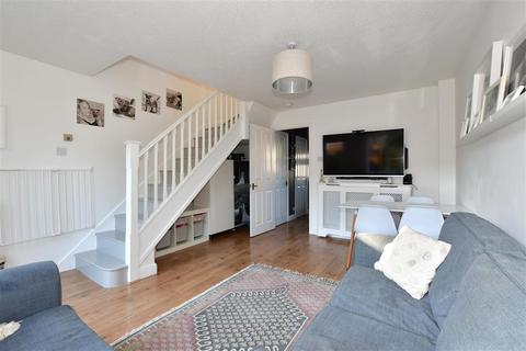 19 Chelmsford Close, Sutton, SM2 5BG