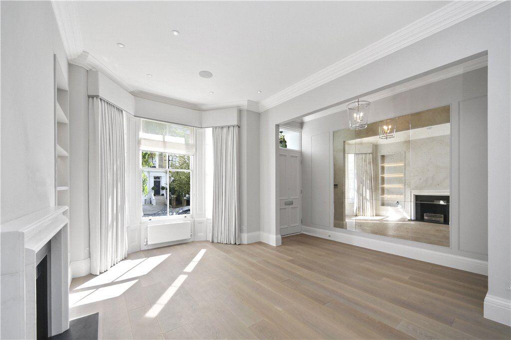 Scarsdale Villas Kensington London W8 6 bed semidetached house £
