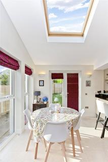 4 Athollbank Drive, Perth, PH1 1NG