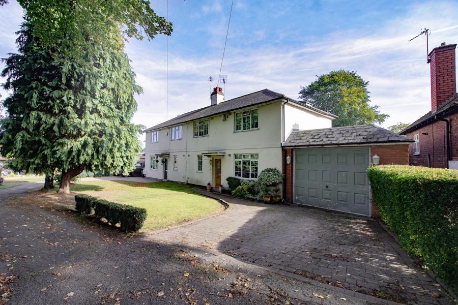 Bournville Lane, Bournville 3 bed semidetached house £450,000