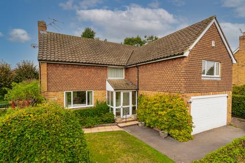 1 Fife Way, Bookham, Leatherhead, KT23 3PH