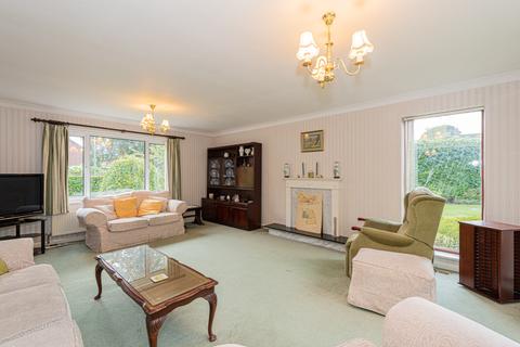1 Fife Way, Bookham, Leatherhead, KT23 3PH