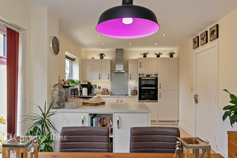 27 Carter Meadow, Biggleswade, SG18 0LB
