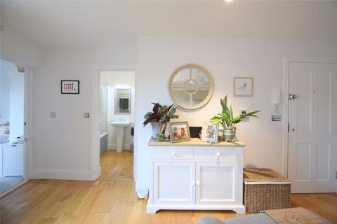 25a Kings Road, Windsor, SL4 2AD