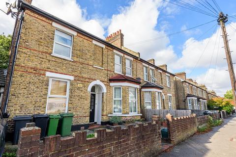 44c Selby Road, London, SE20 8ST