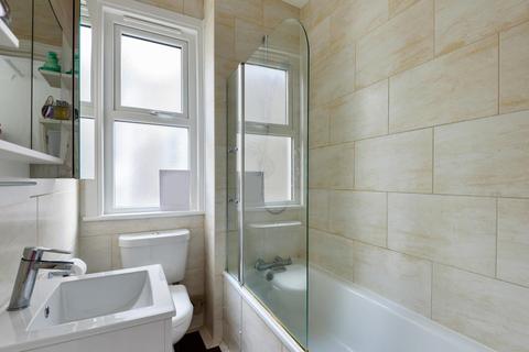 44c Selby Road, London, SE20 8ST