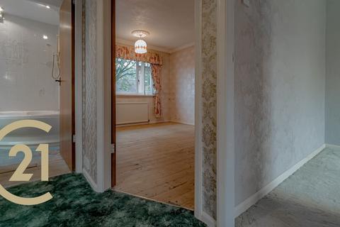 49 Barkby Road, Sheffield, S9 1JX