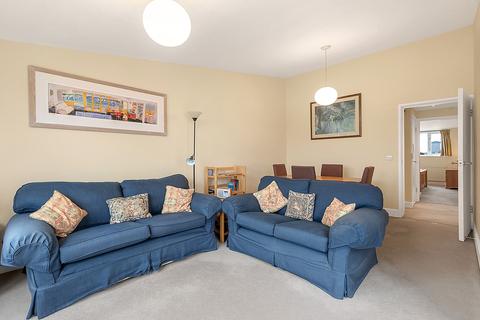 153 Rainville Road, London, W6 9HN