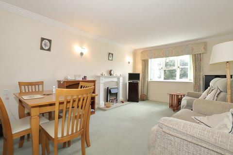 2 bedroom retirement property for sale - Church Lane, Lymington SO41