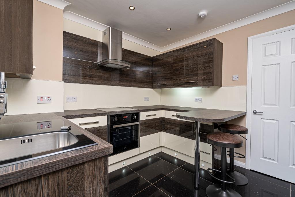 Nethan Gate, Hamilton, ML3 4 bed semidetached house £1,400 pcm (£323 pw)