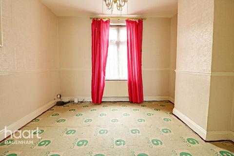 37 Meadow Road, Dagenham, RM9 5PR