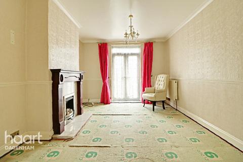 37 Meadow Road, Dagenham, RM9 5PR