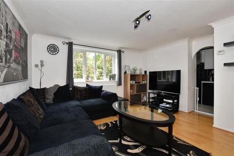 67 Chipstead Close, Sutton, SM2 6BF