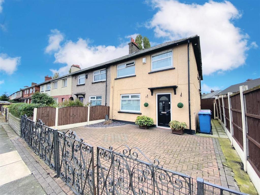 Cunningham Road, Old Swan, Liverpool 4 bed semidetached house £175,000