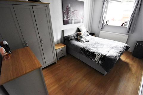 11 Dunning Close, South Ockendon, RM15 5DT