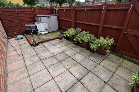 11 Dunning Close, South Ockendon, RM15 5DT