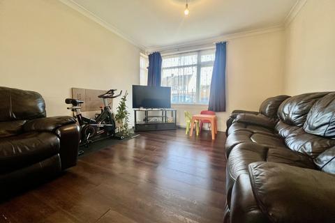 3 bedroom semi-detached house to rent, Cannon Lane, Pinner HA5