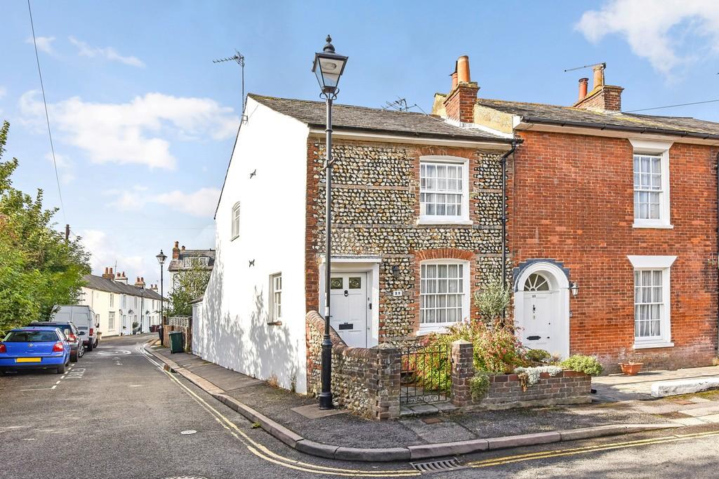 Washington Street, Chichester 2 bed cottage £400,000