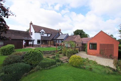 Daisy Bank Stone Road, Bramshall, Uttoxeter, ST14 8SH