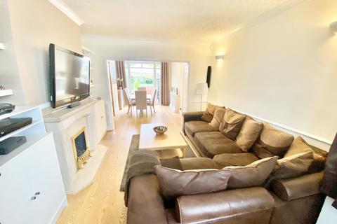 102 Rushgrove Avenue, London, NW9 6RD