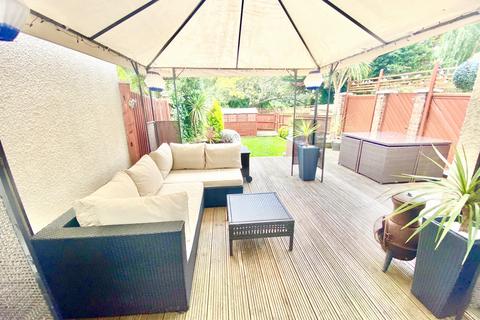 102 Rushgrove Avenue, London, NW9 6RD