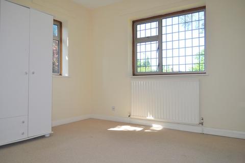 2 Rydes Hill Road, Guildford, GU2 9ST
