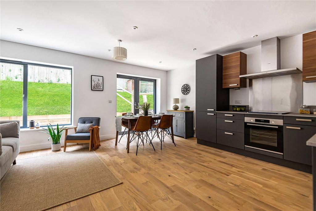Whiteway Close, 167 Springvale Road... 3 bed terraced house £430,000