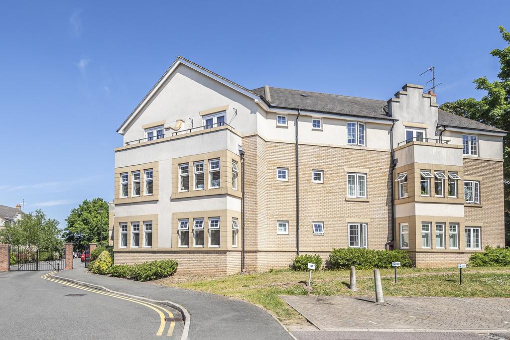 The Hawthorns, Flitwick, MK45 2 bed apartment £850 pcm (£196 pw)